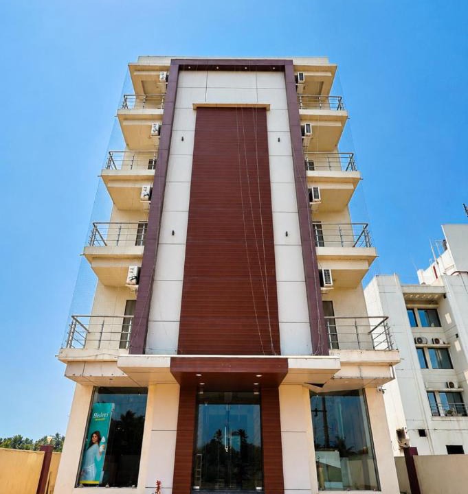 Somnath Hotel | The Castle Crown - Hotel Scintilla, Somnath