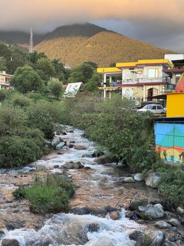Suja Hostel | The Hostel Stories, Bir - Landing Site