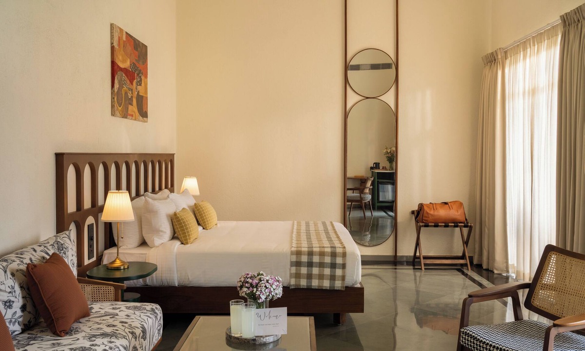 Kumbalam Resort | The Lake Manor