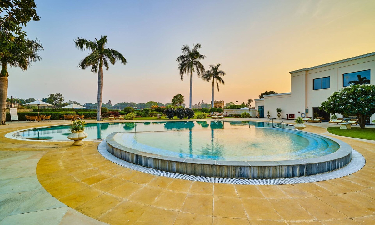 Khajuraho Hotel | The Lalit Temple View Khajuraho