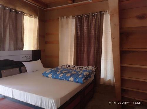 Banjar Apartment | the lambhri cottage jibhi