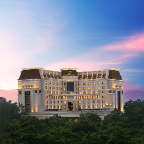 Srinagar Colony Hotel | The Leela Hyderabad Banjara Hills