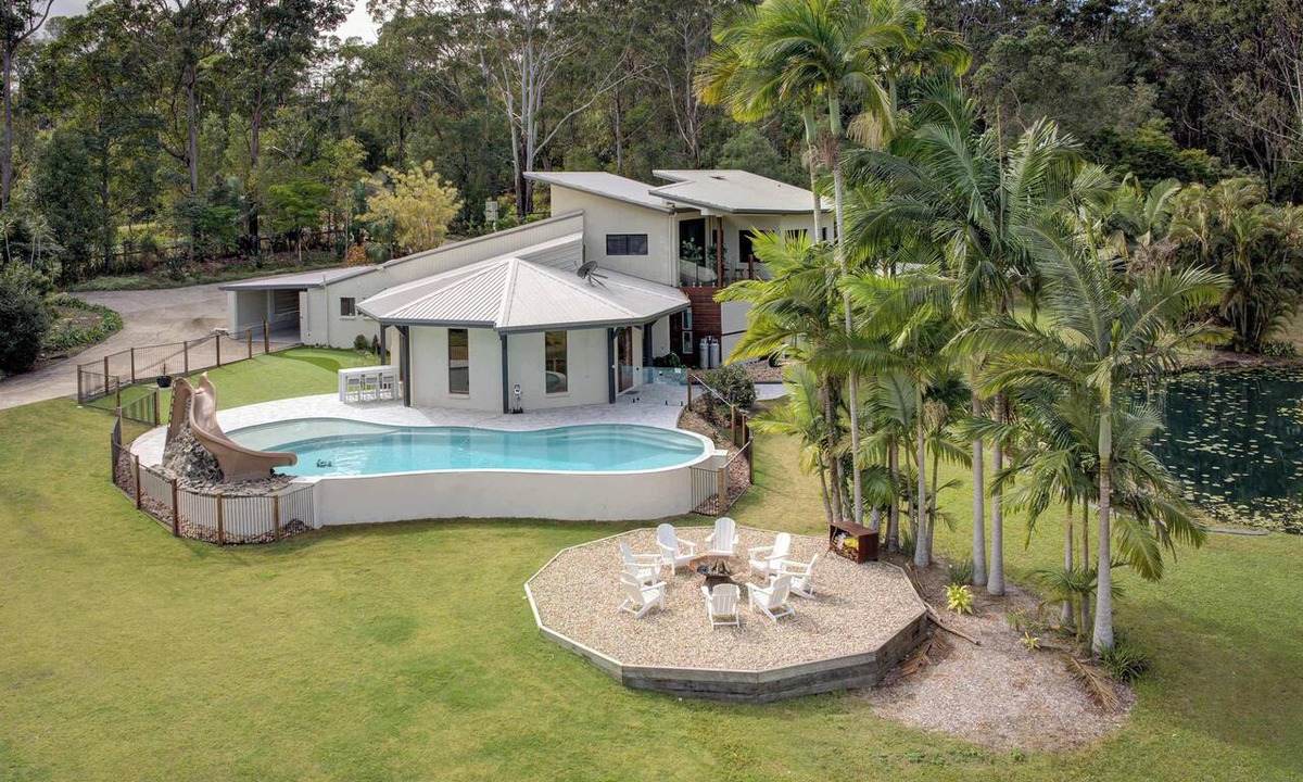 Tinbeerwah House | The Noosa Ranch - Where Nature meets Luxury