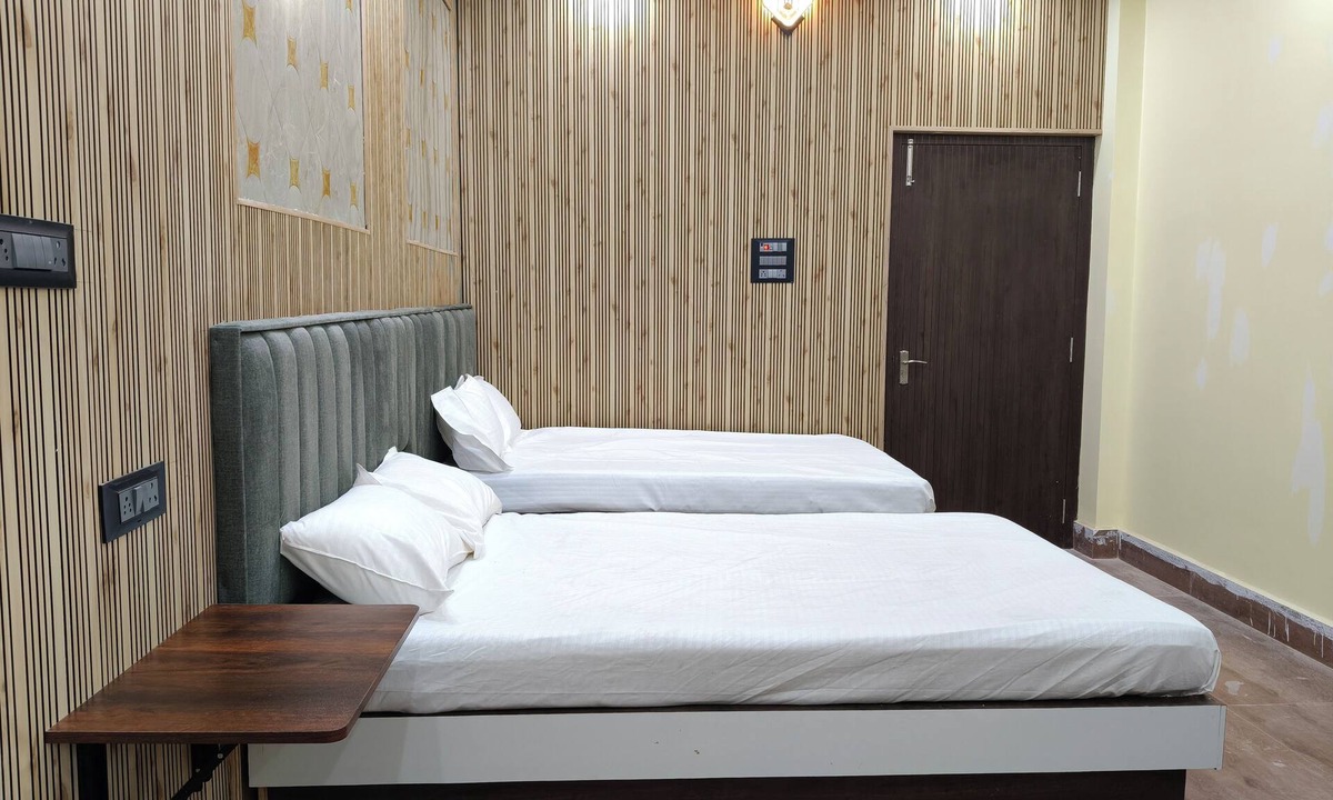 Nawada Hotel | The Royal Prince Hotel