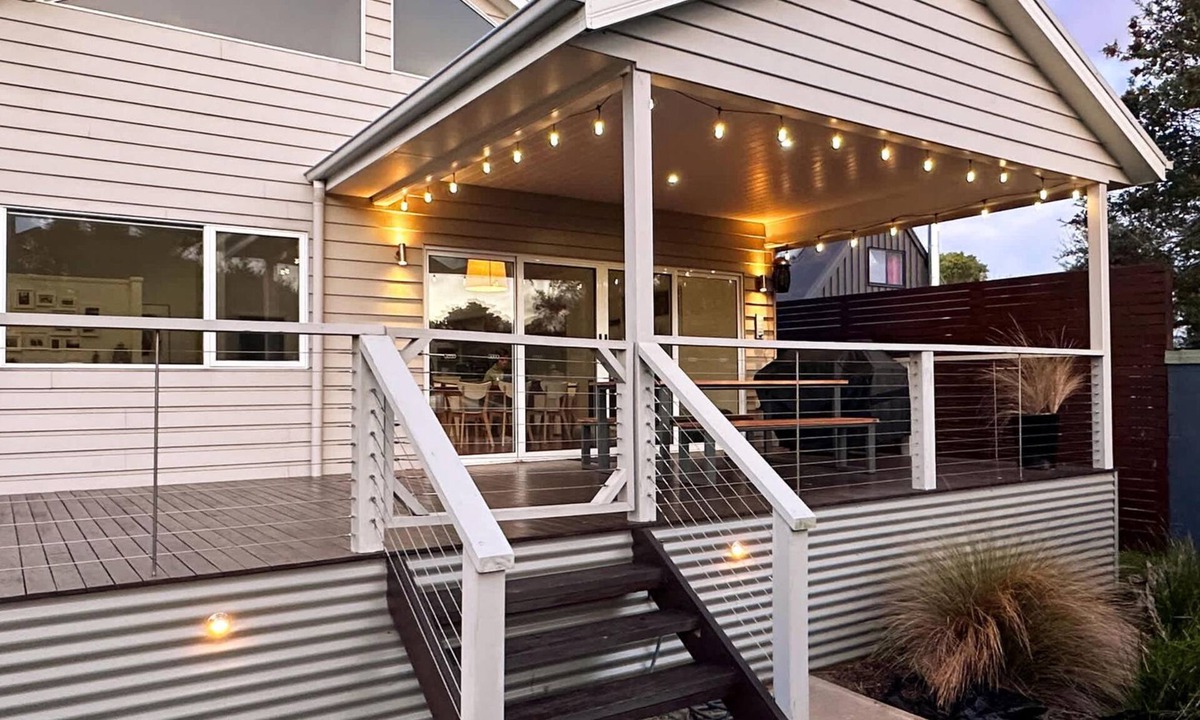 Sandy Point House | The Sands
