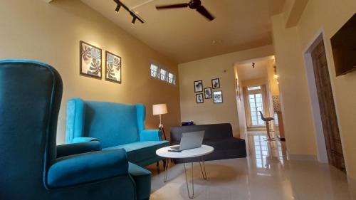 Sualkuchi Apartment | The Serene Arc