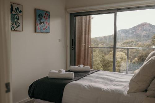 Coles Bay House | The Tides