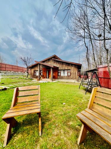 Srinagar House | The troutt stream