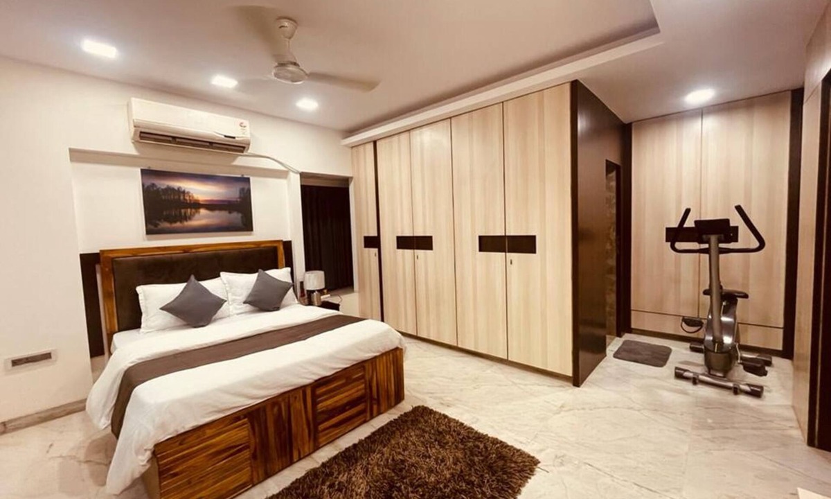 Upper Govind Nagar Hotel | TIM Service Apartment Goregaon East Near NESCO