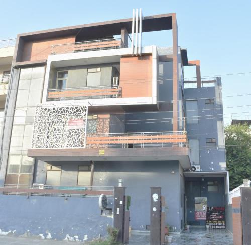 Gurugram House | Tipsyy Inn 014
