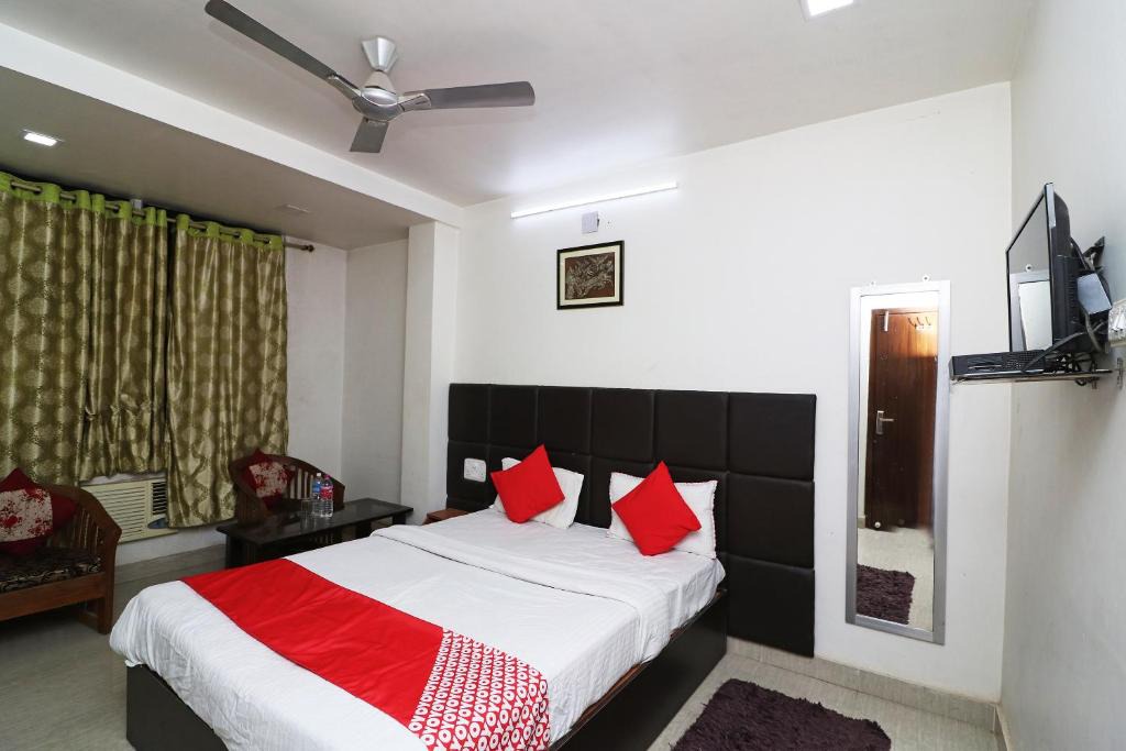 Ranchi Hotel | Townhouse Hatia Railway Station Formerly Laxmi Guest House