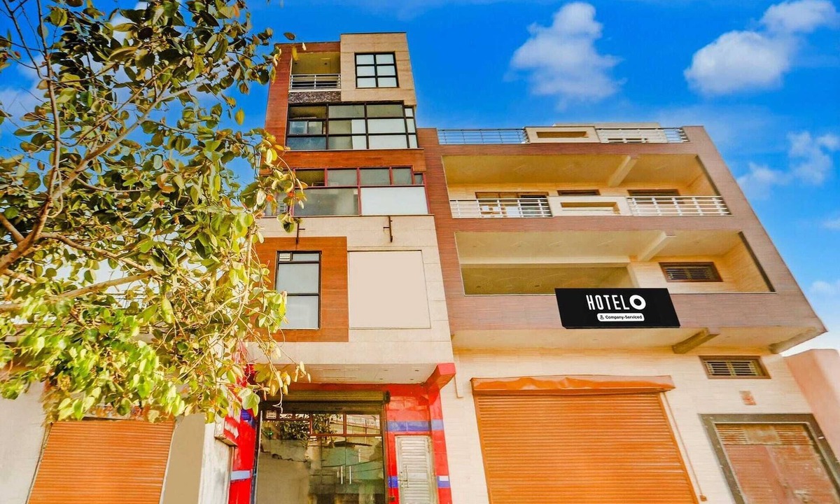 Delhi House | Townhouse Johri Enclave Metro Station