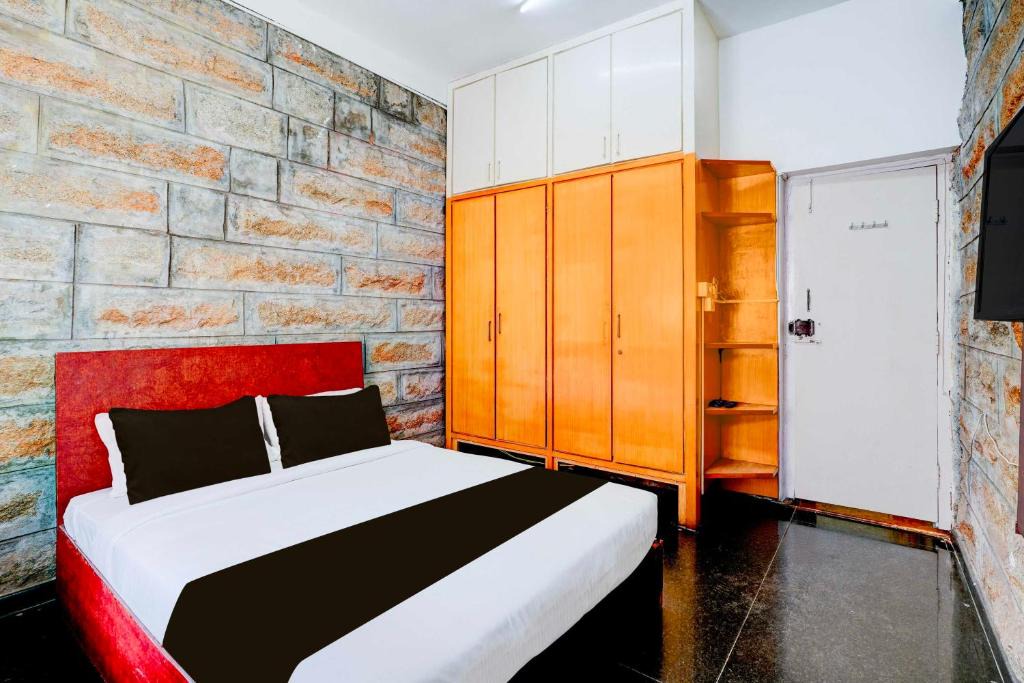 Mysore Hotel | Townhouse Mysuru Sand Museum