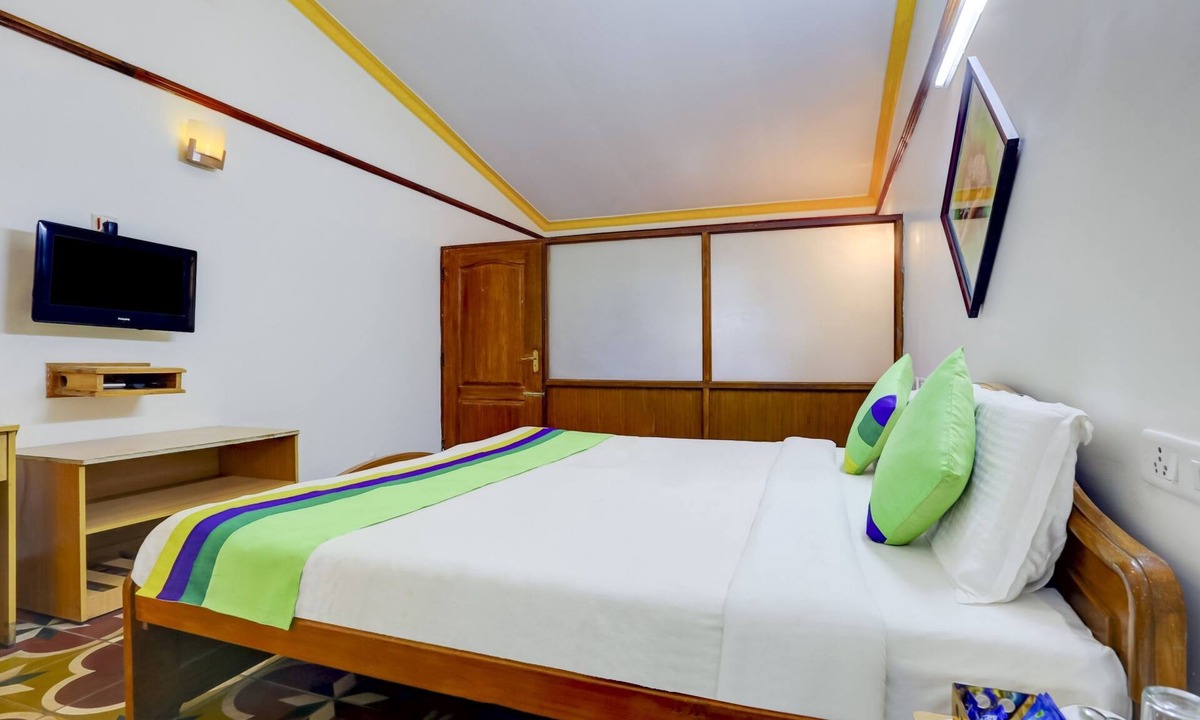 Kandal Hotel | Treebo Atithi Bhavan, 1 Km From Ooty Lake