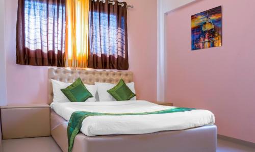 Pune Hotel | Treebo Naunidh Suites