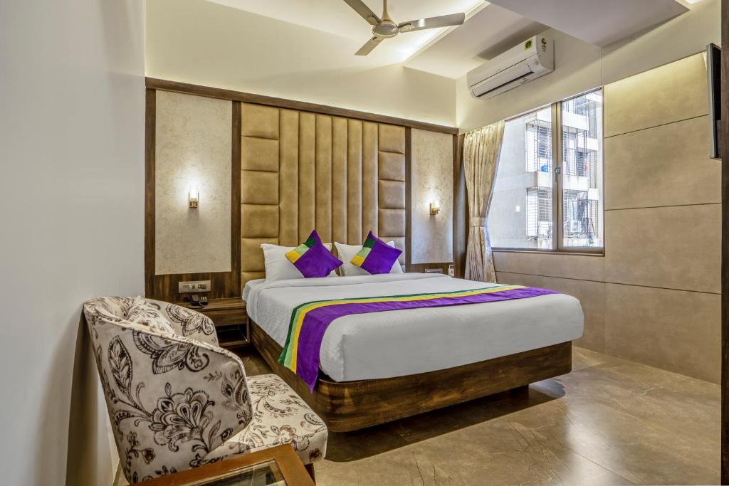 Kandiwali West Hotel | Treebo Premium Savera Inn