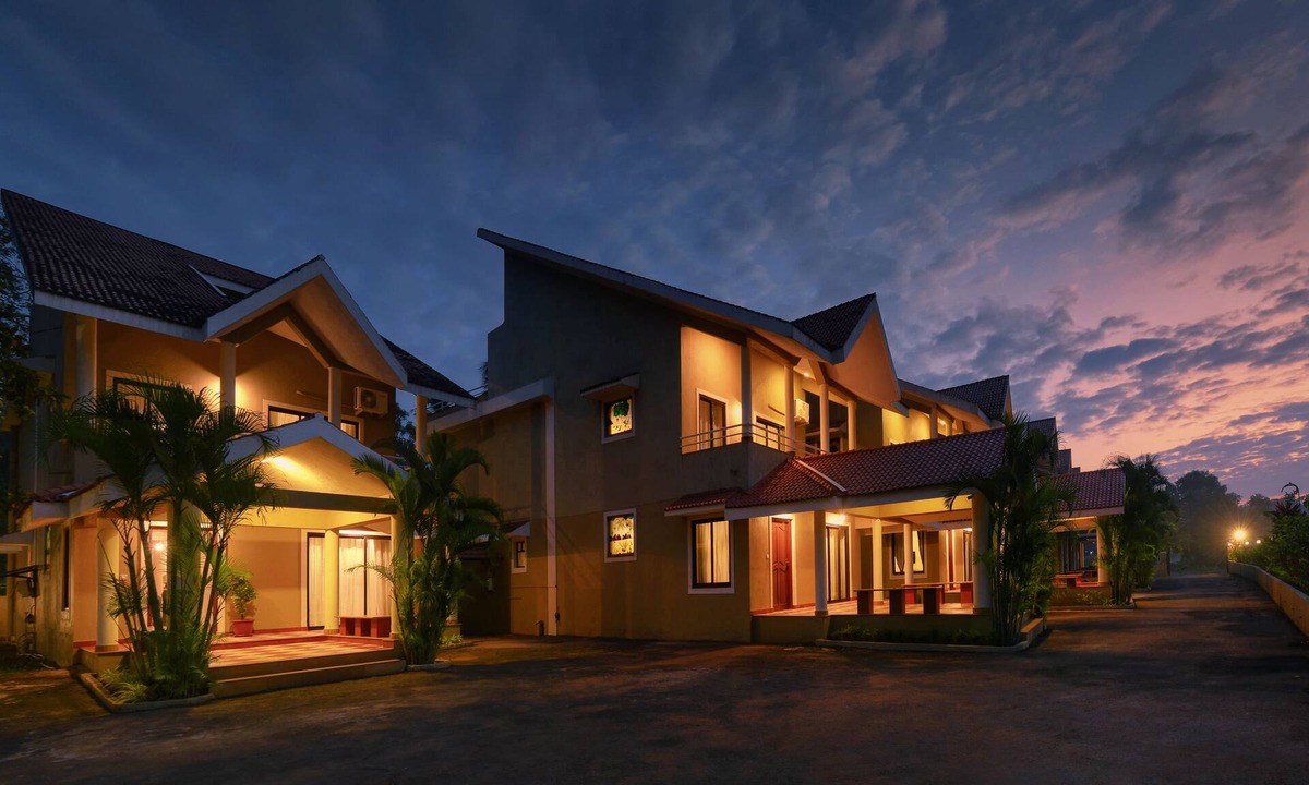 Fatona Villa | TreeHouse Blue Hotel & Villas