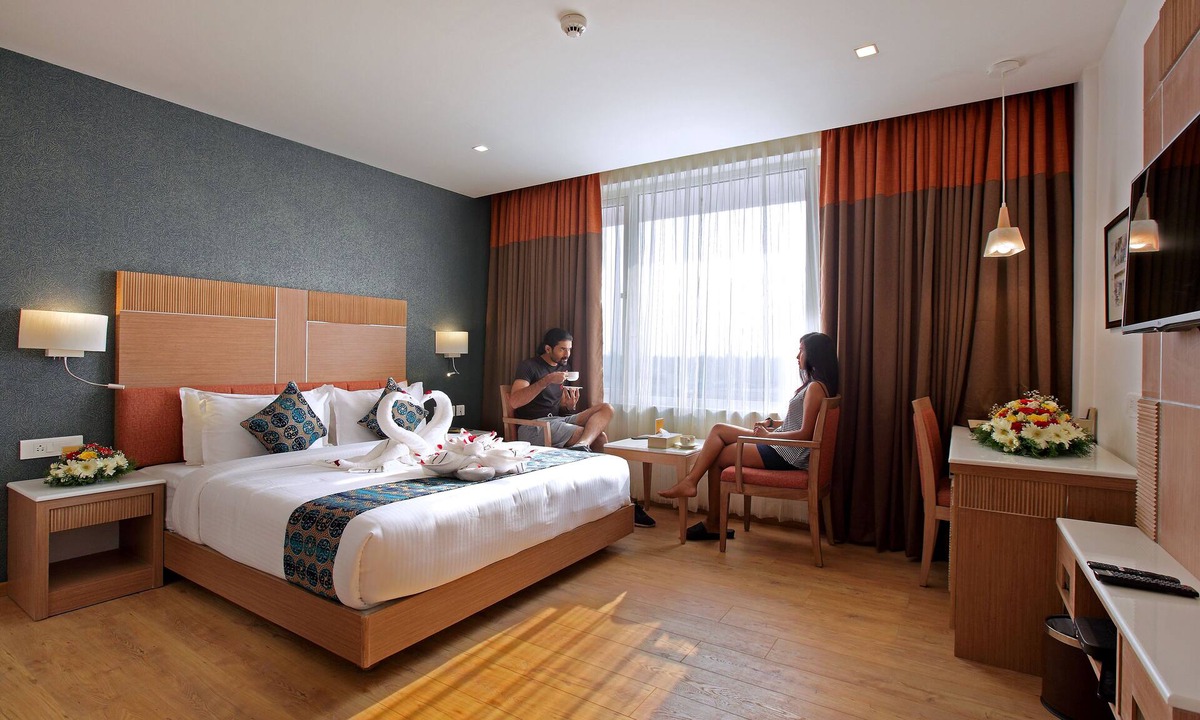 Maradu Hotel | Tribute Royale