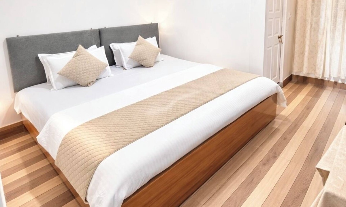 Sungava Hotel | Tulip Residency