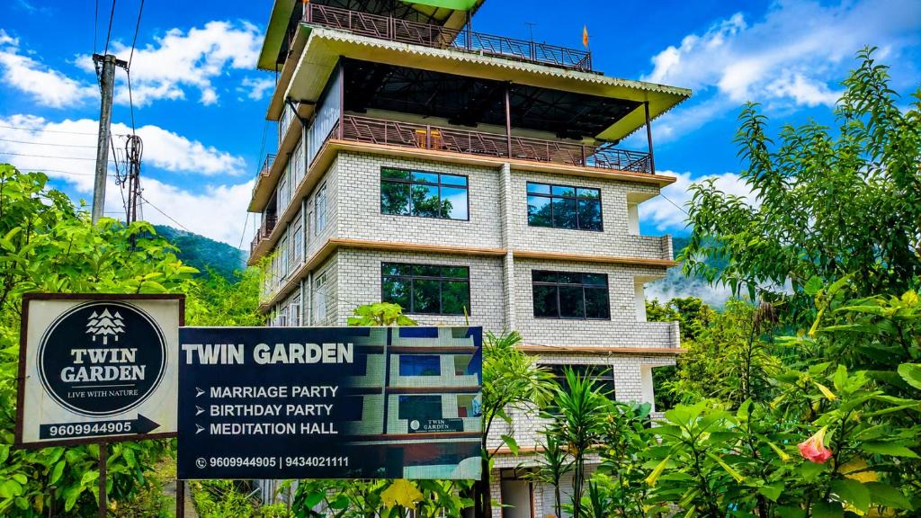Rumtek Hotel | Twin Garden by TAPSOM