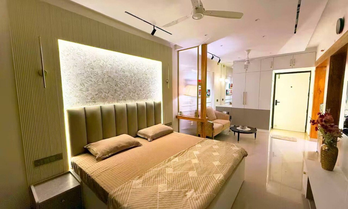 Noida Apartment | Urban Ease Appt. Near Metro, IT Park & Expo Mar