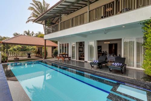 Parra Villa | Verona by Hireavilla - 6BR Villa with Pool & Field View in Parra, North Goa