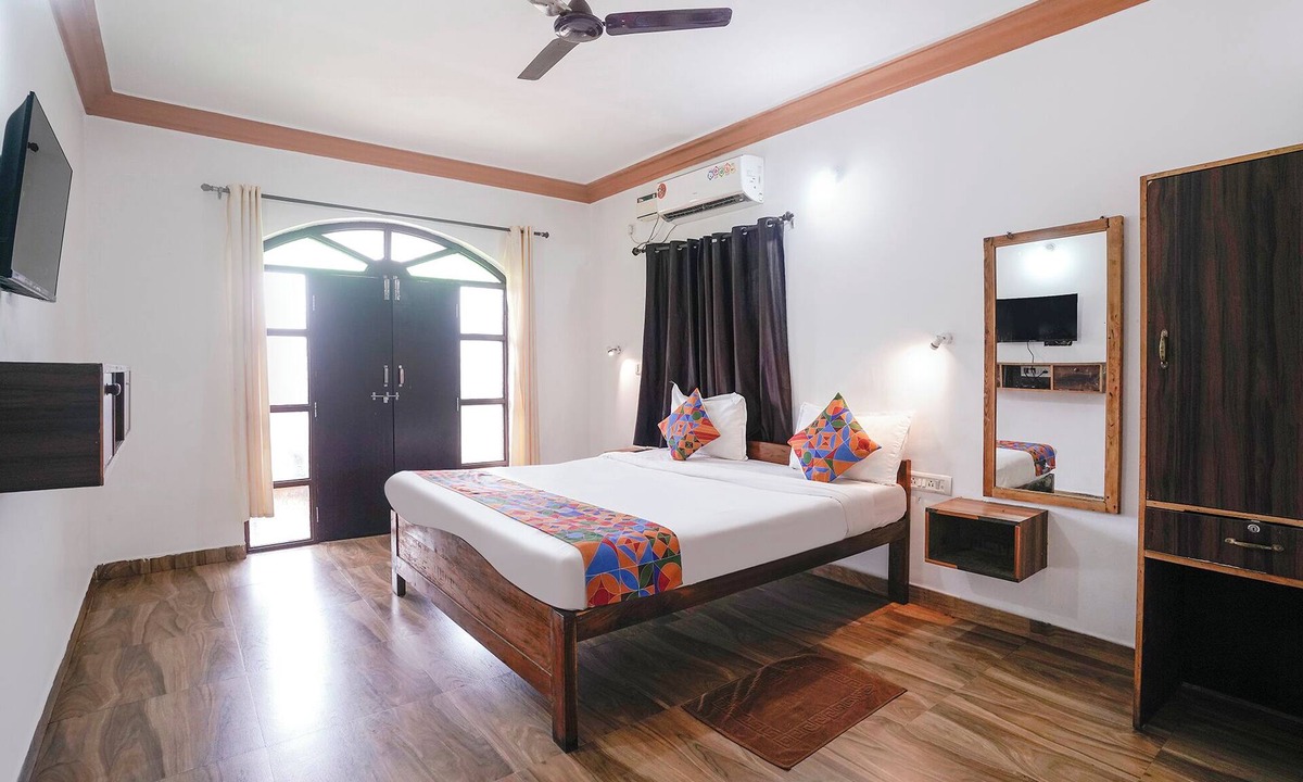 Baga Hotel | Via Romeo's Stay - A Beach Property