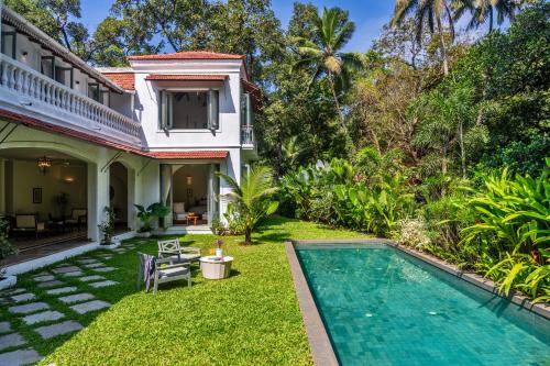 Siolim Villa | Villa Lluvia - 5BHK Luxury Villa with Huge Private Pool, Bathtub, Garden, Caretaker & Premium Amenities in a Peaceful Location
