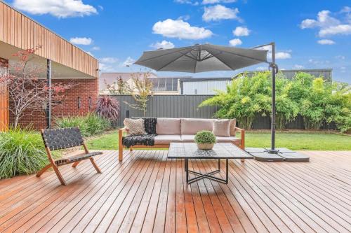 Echuca House | Villa Simone - Echuca Holiday Homes