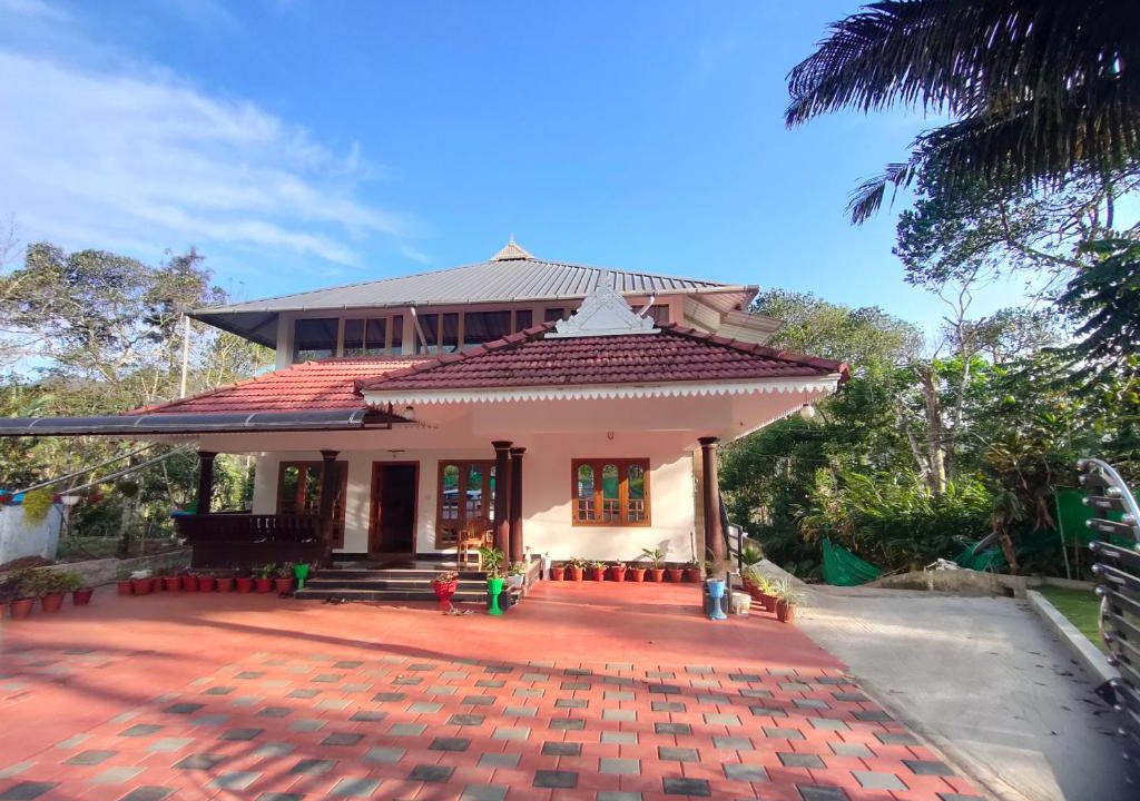 Udumbanchola House | Villoonnickal Homestay