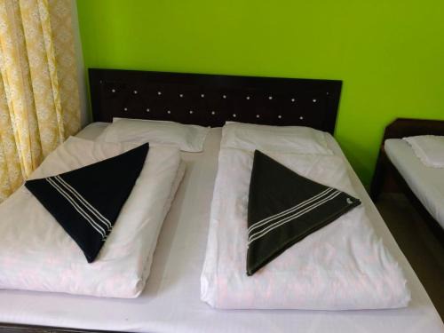 Guptkashi Hotel | Vinod Tourist Lodge