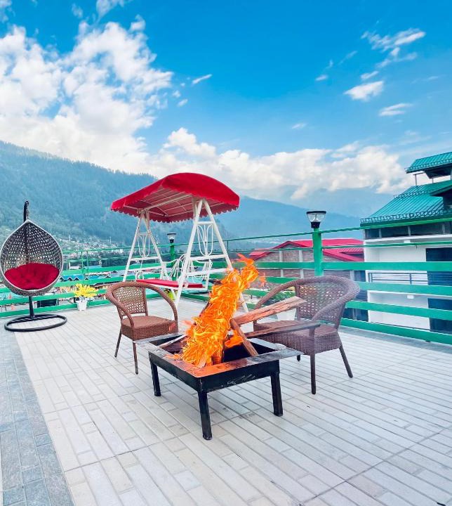 New Manali Apartment | Vista Resort Near Mall Road Manali - Centrally Heated & Air Cooled