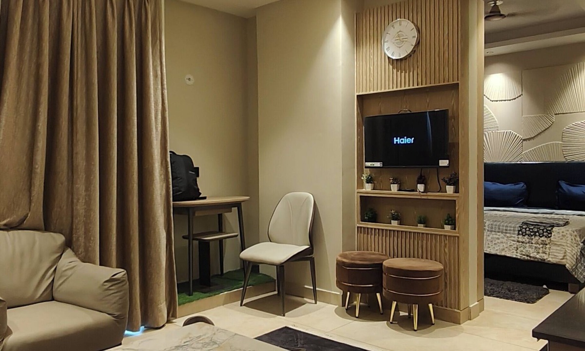 Greater Noida Apartment | Voyzen Privé
