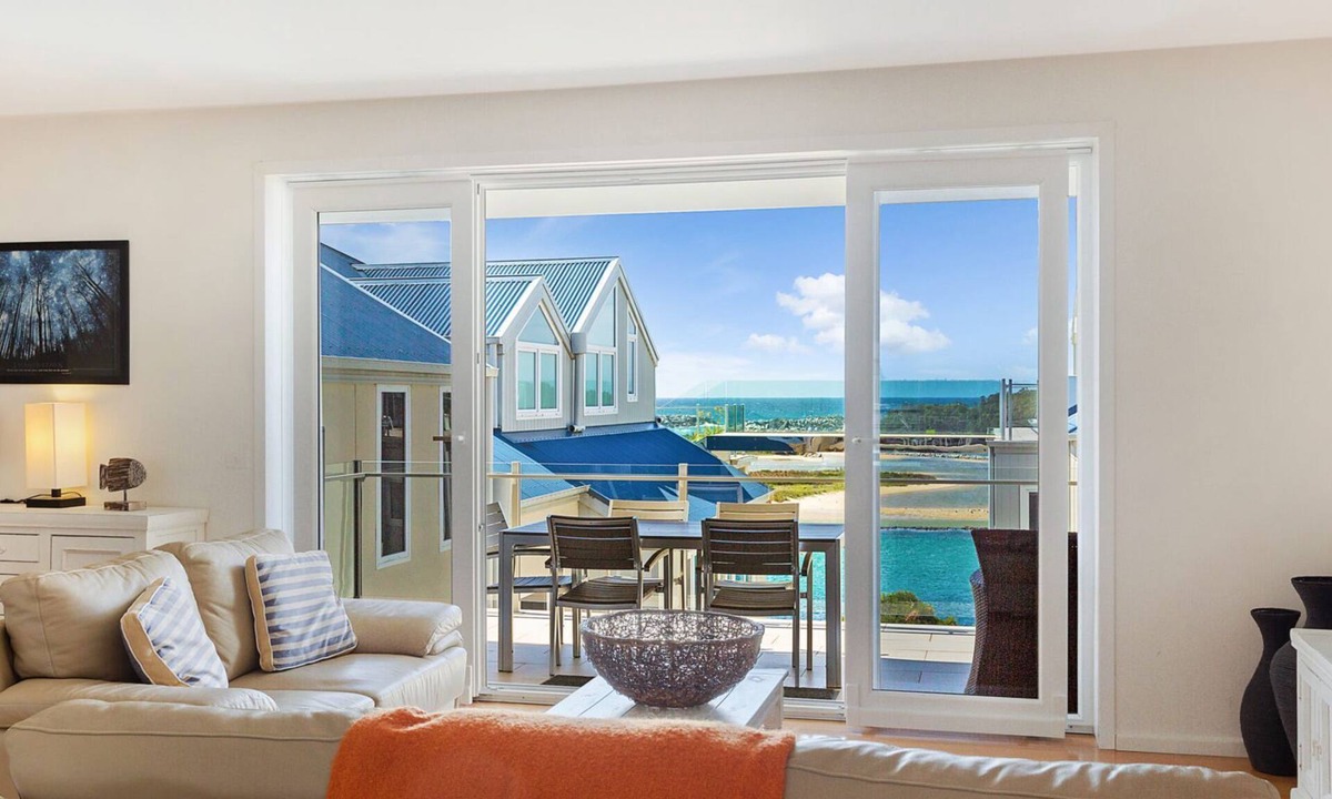 Narooma Apartment | Wharf Apartment Unit 15
