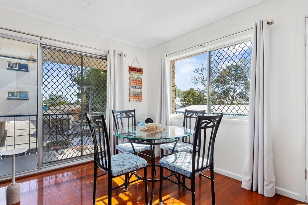 Bongaree Apartment | Winston Waves