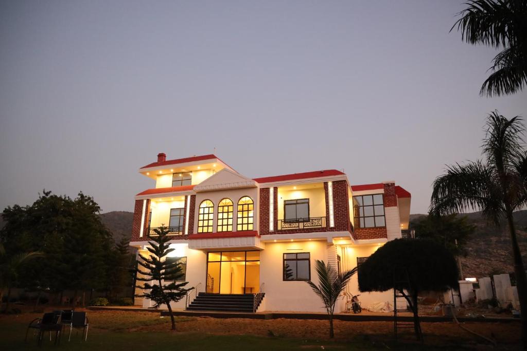 Pushkar Hotel | Winter Mountain Resort