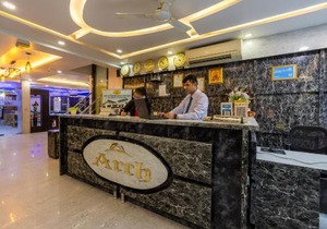 Arch - Near Aerocity New Delhi