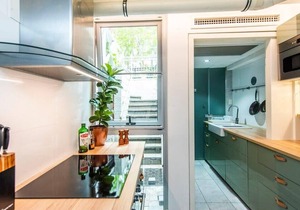 Boho Room in the City with Remarkable Rooftop in Perth