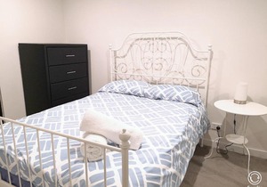 Boxhill 2bedder Apartment close to everything in Box Hill