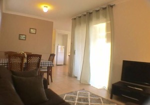 Cannington Home Accommodation House 3 (3 bedrooms & 2 bathrooms) in Cannington