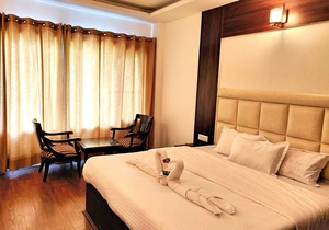 G Villas- Luxurious Cottage with beautiful mountain view