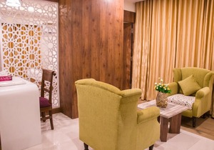Hotel Monarch International