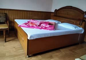 Hotel Sansar