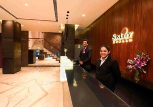 Hotel Suncity Apollo - Gateway Of India