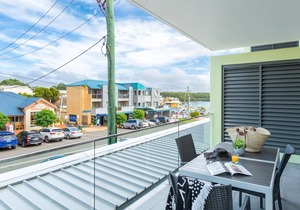 Ishtar Apartment 5 by Book Jervis Bay - Water Views in Huskisson