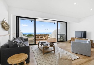 Joy Apartment 4 in Lorne
