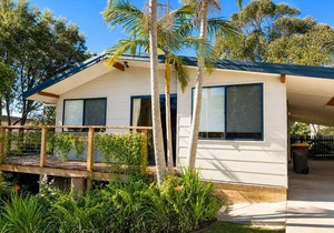 Lockhart Leafy Cottage in Mollymook