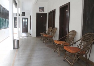 Modern Room In Nainital