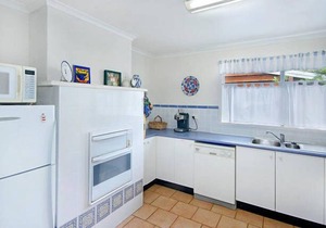 Patonga Beachfront House in Patonga