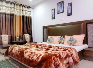 Hotel Sahara Inn | Banikhet